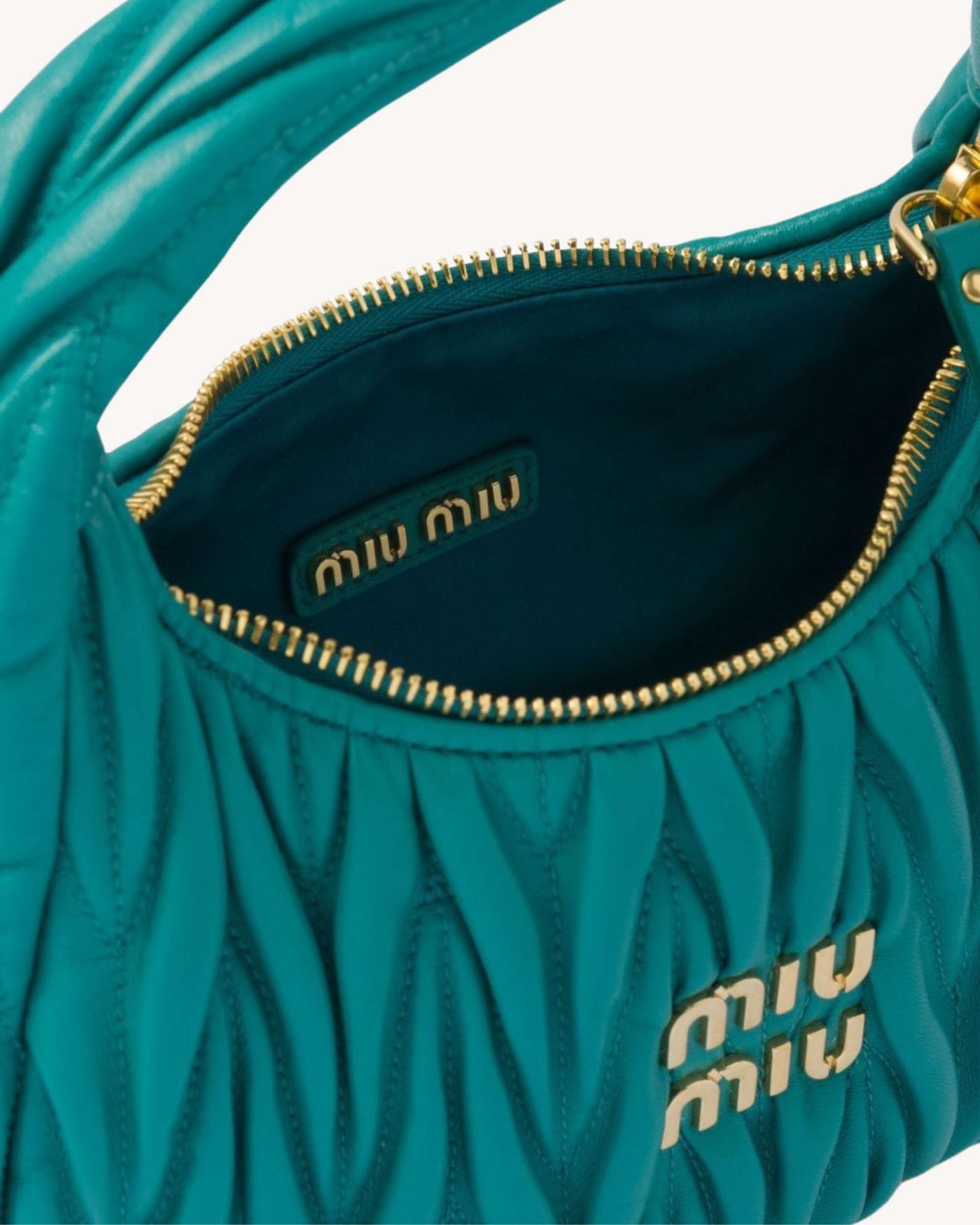 Wander Matelassé Shoulder Bag